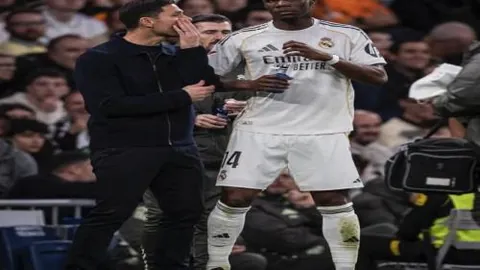 全国青少年三大球男赛半决赛：山东迎战四川